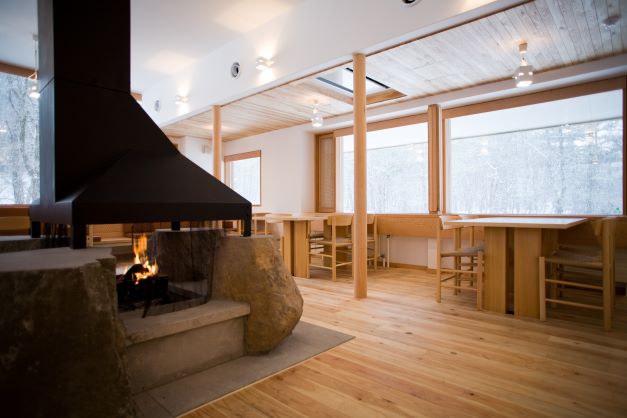 ホテリ・アアルト 株式会社