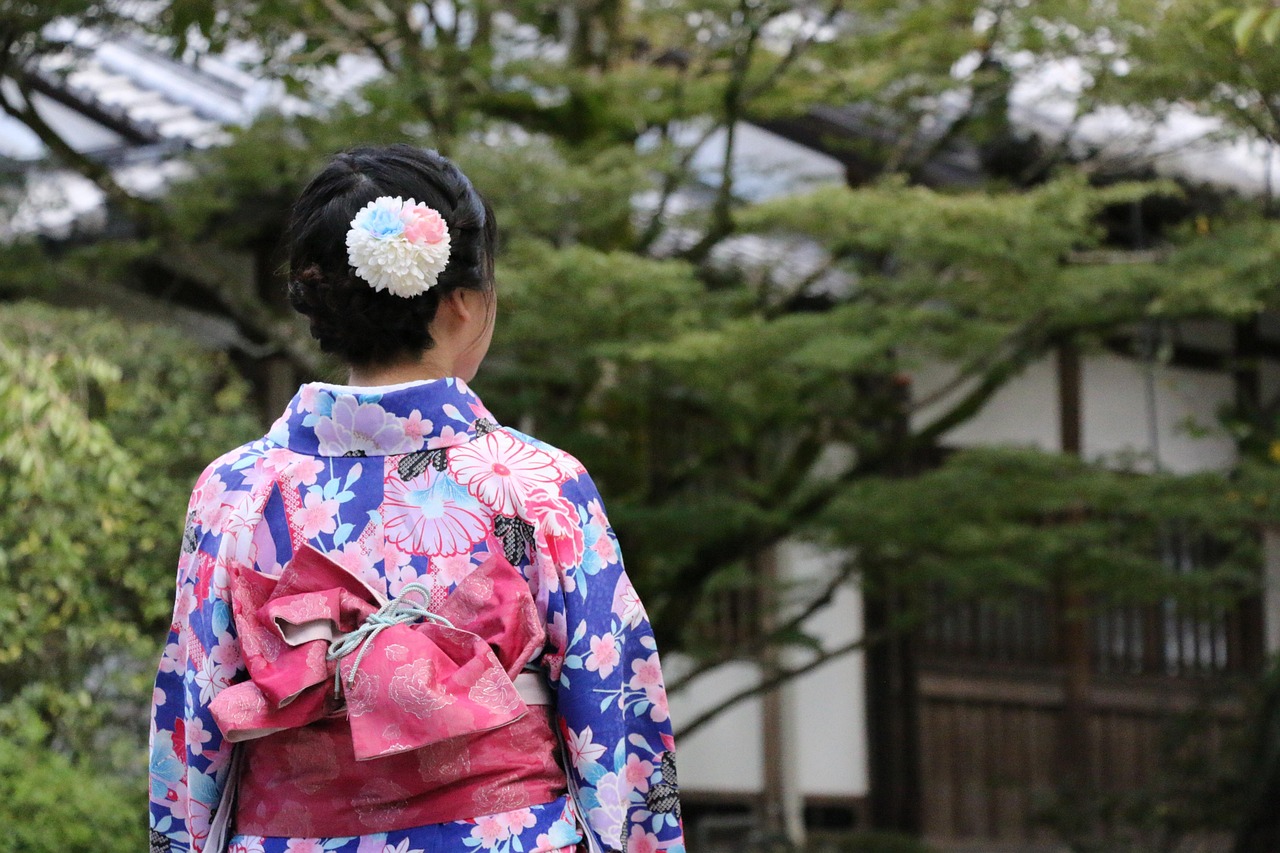 KIMONO TOKYO TOSHIE 合同会社